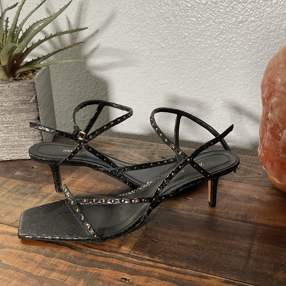 Black kitten heel